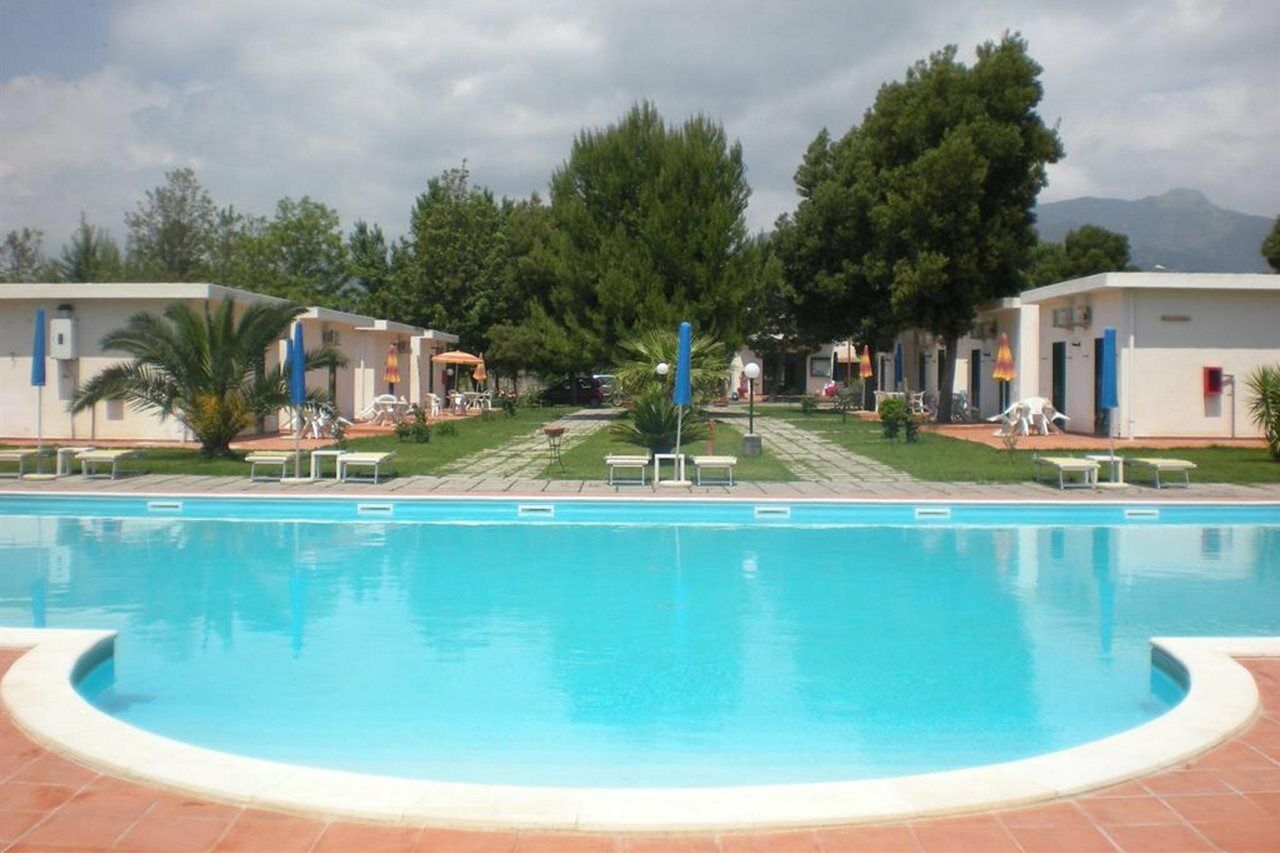 Villaggio Artemide Giardini-Naxos Extérieur photo