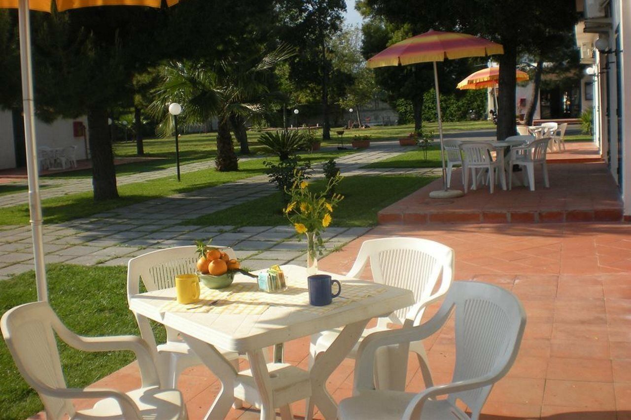 Villaggio Artemide Giardini-Naxos Extérieur photo